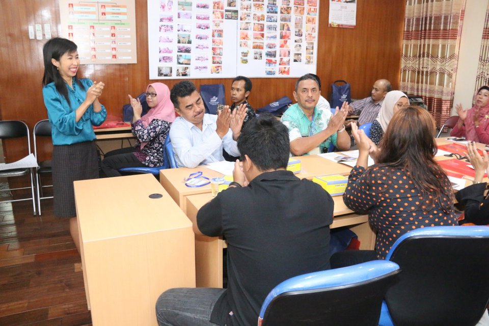 Tingkatkan Kapabilitas Penyiar dan Reporter Radio Melalui Bimbingan Teknis