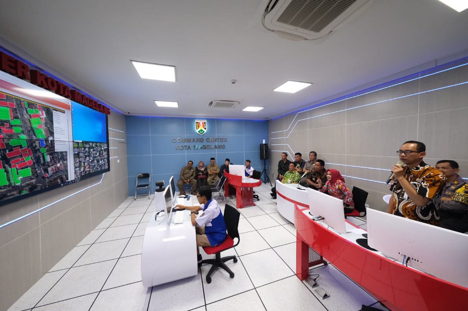 peresmian command center
