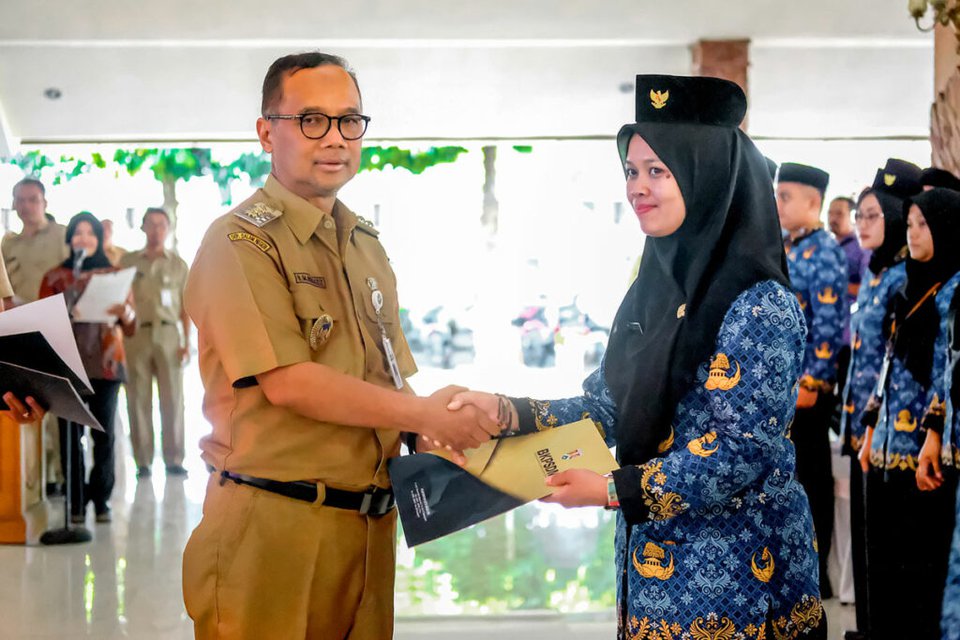 Ambil Sumpah 254 CPNS/PNS, Wali Kota Magelang Pesan Jaga Integritas